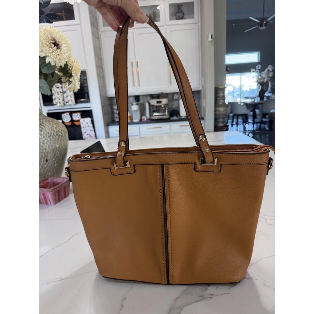 Isabelle Tote Bag Womens Medium Tan PVC Zip Top Shoulder Purse Lined Herringbone
